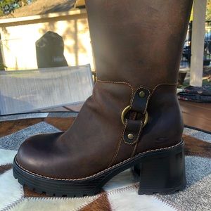 VTG 90s Skechers Brown Leather Chunky Heel Boots